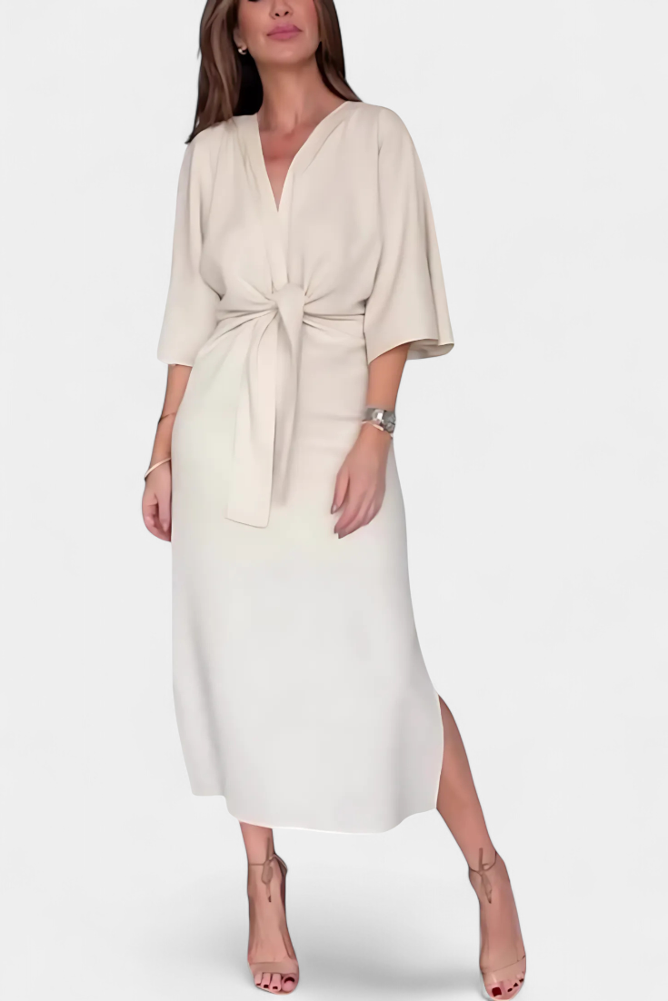 Ayla | lässiges Freizeitkleid, V-Ausschnitt und Knopfleiste.