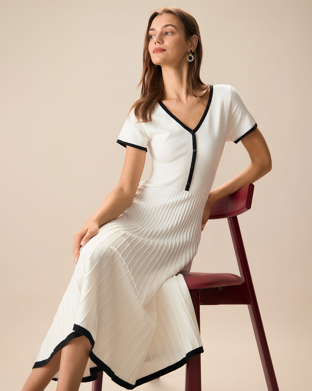 Celine | Weißes Strick-Midikleid mit Kontrast