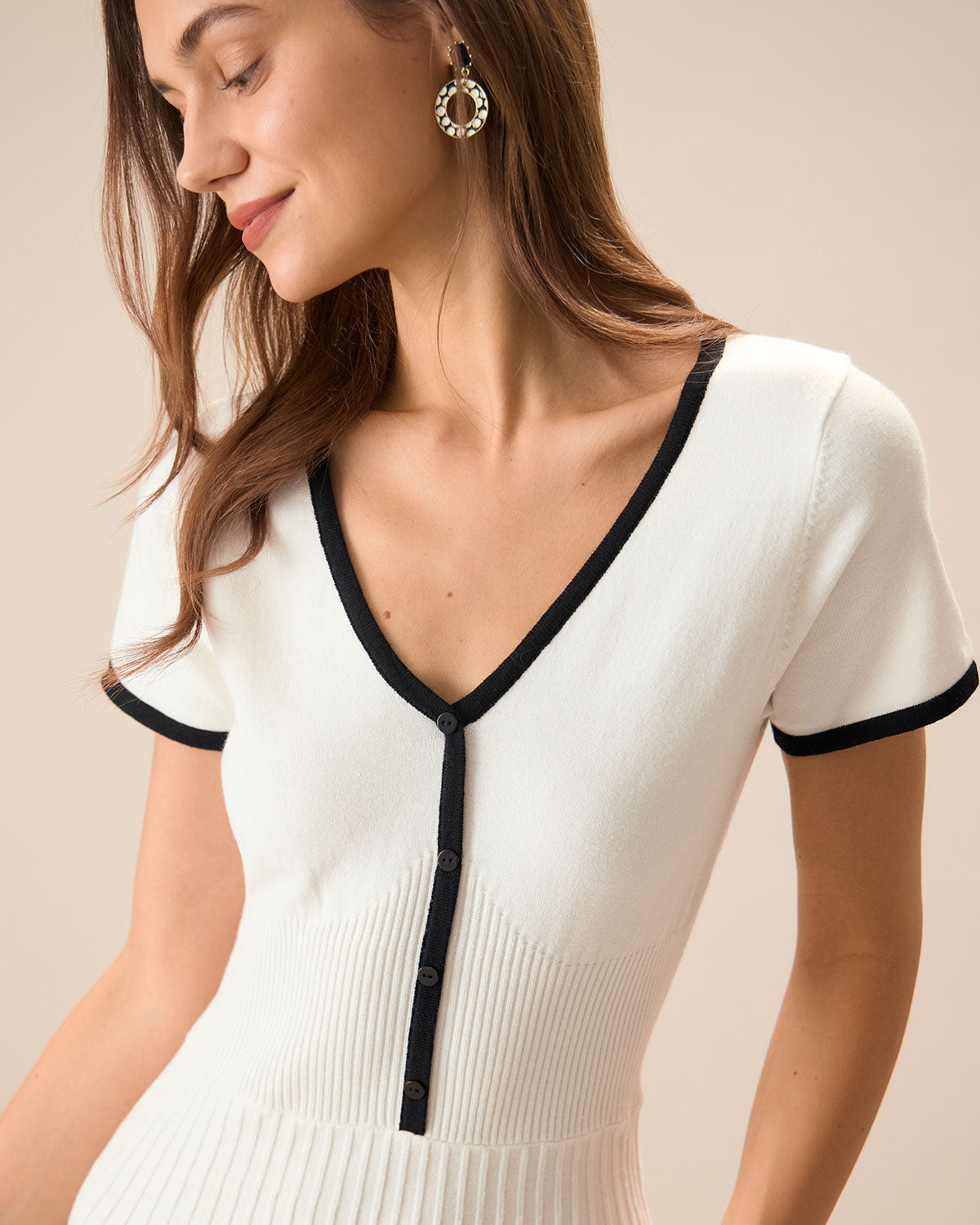 Celine | Weißes Strick-Midikleid mit Kontrast