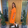 Fiena | T-Shirt-Kleid mit V-Ausschnitt in Übergröße