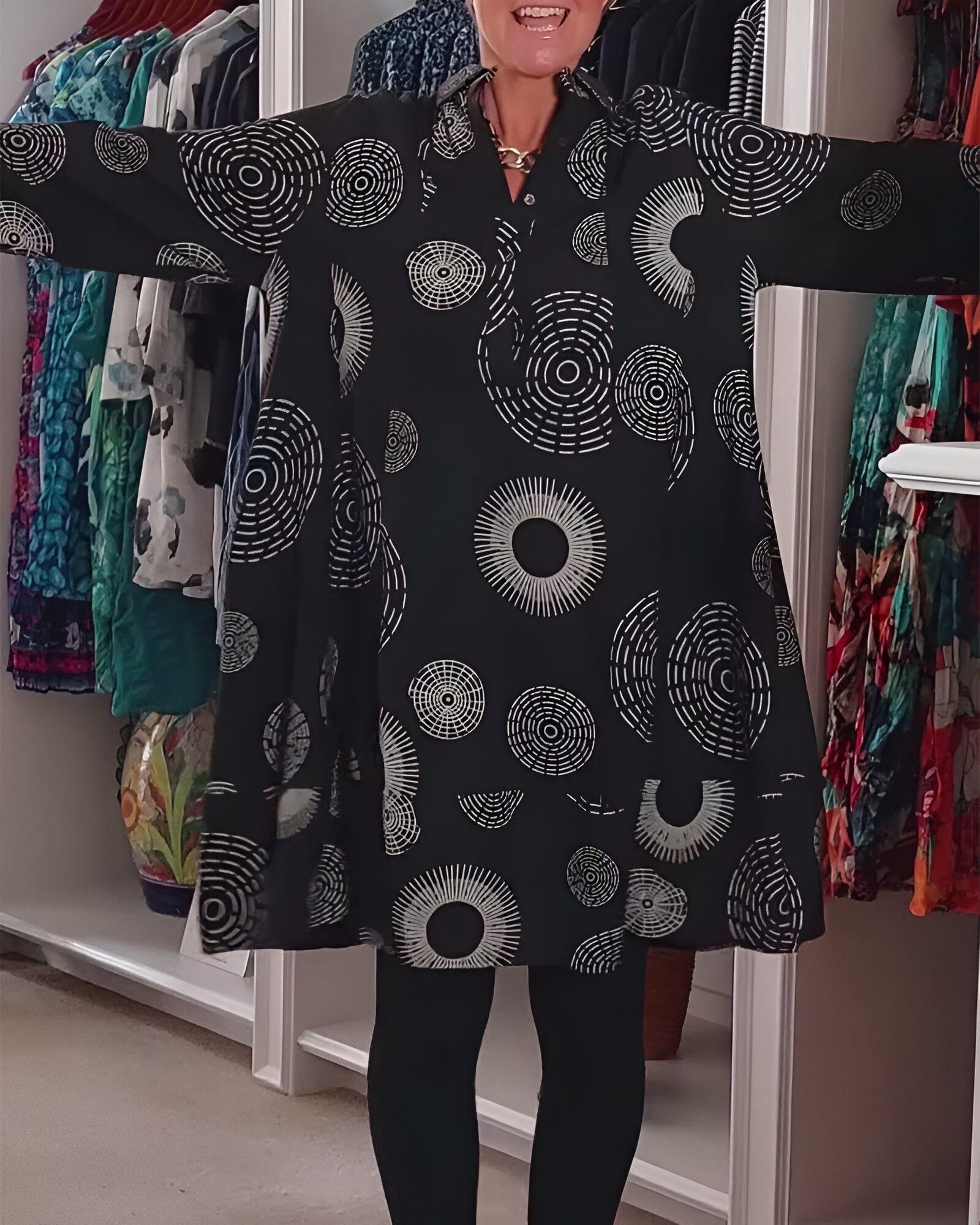 Rosie | Kleid für Damen mit geometrischen Formen, trendy & edel