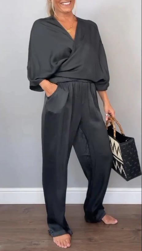 Ashlyn | Elegantes Satin-Set mit V-Ausschnitt