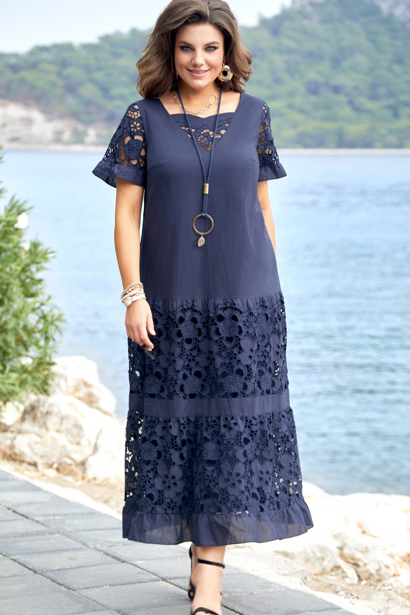 Yarra | Zeitloses langes Spitzenkleid