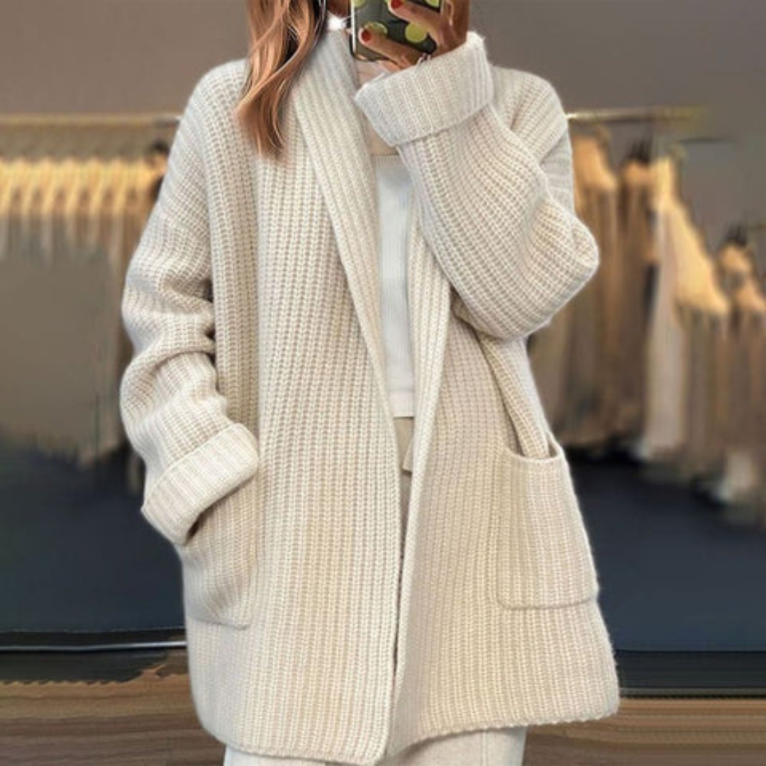 Anaya | Strickjacke aus Wollmix für Damen, klassisch & stilvoll
