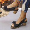 Giona | Schicke florale Keilsandalen