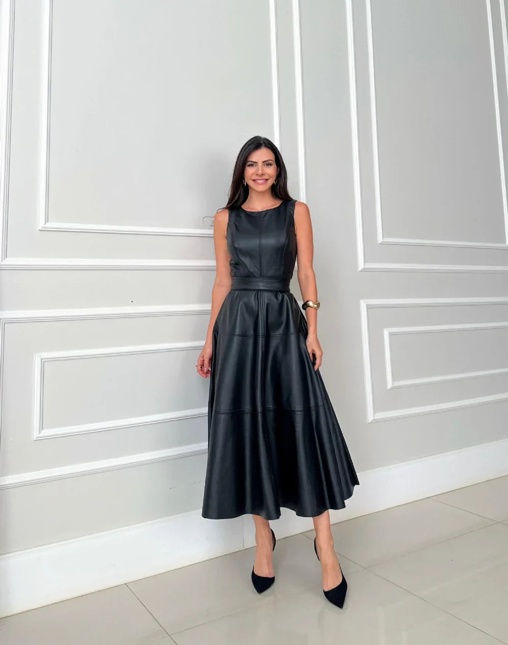 Sylvia | Modisches Damenkleid, Midilänge & chic