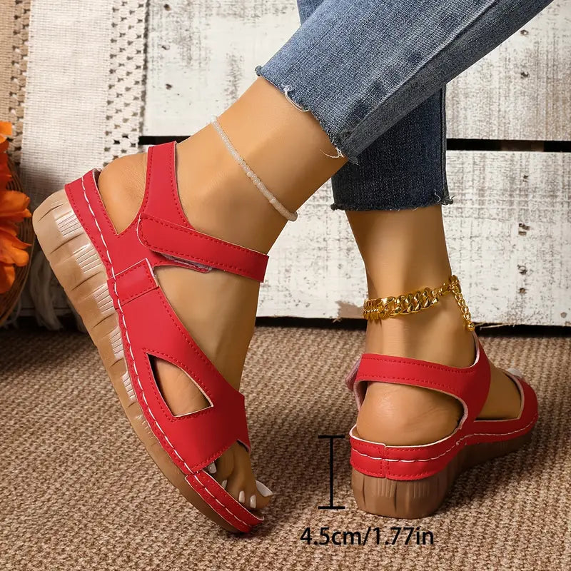 Qin | Sandalen mit kreuzförmigem Riemen