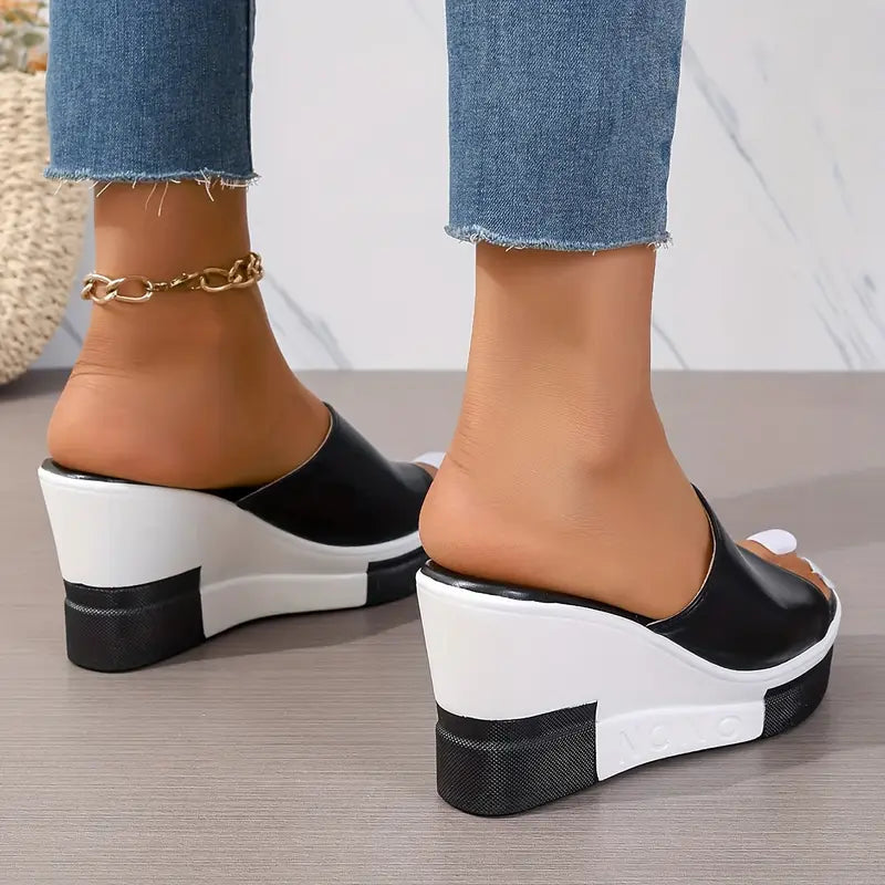 Irisa | Orthopädische Plateausandalen mit dicker Sohle