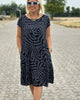 Hallie | elegantes Sommerkleid mit Rundhalsausschnitt und hübschem Print