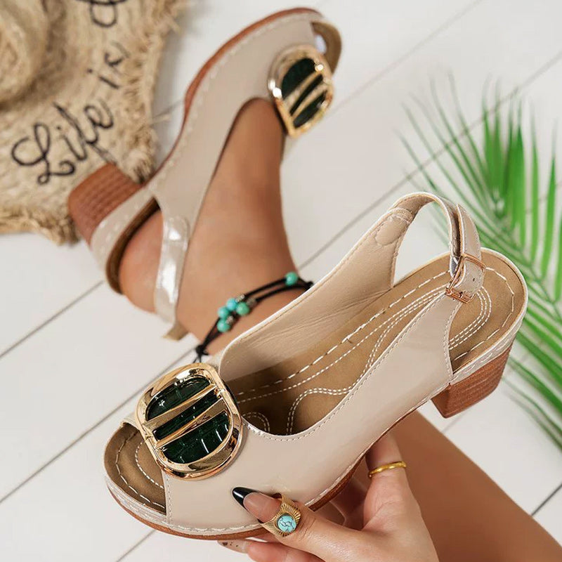 Brina | Sandalen mit klobigem Absatz und Schnalle