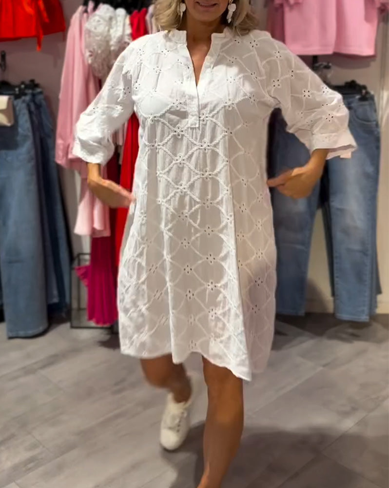 Luella | langärmeliges Kleid mit floralem Dekolleté