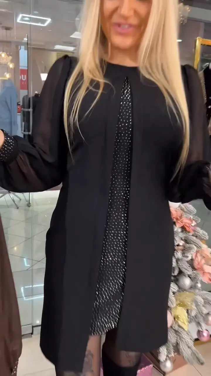 Novarie | Stilvolles Winterkleid mit glitzerndem Cutout-Detail