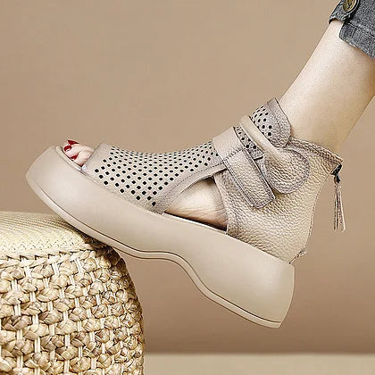 Larissa | Bequeme Plateausandalen aus Leder mit weicher Sohle