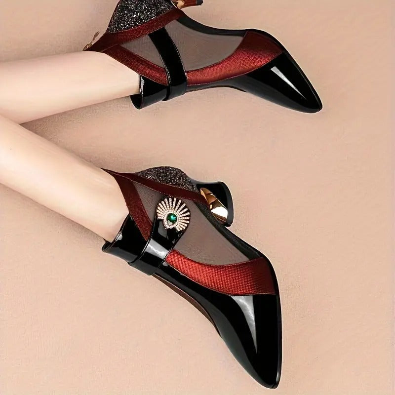 Hailey | modische Damen-Schuhe, luftiges Mesh mit Kristallverzierung.
