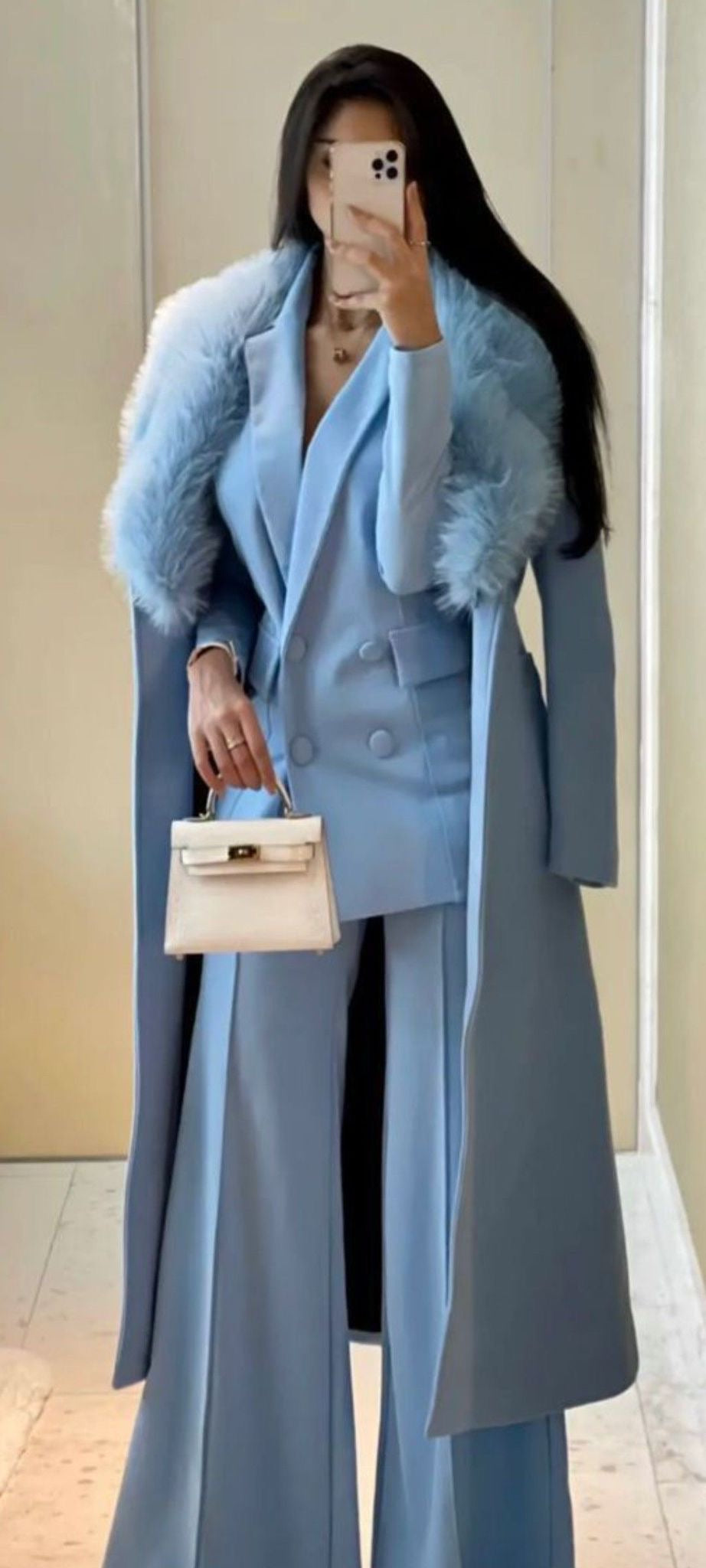 Shera | Luxuriöses Mantel-und-Anzug-Ensemble