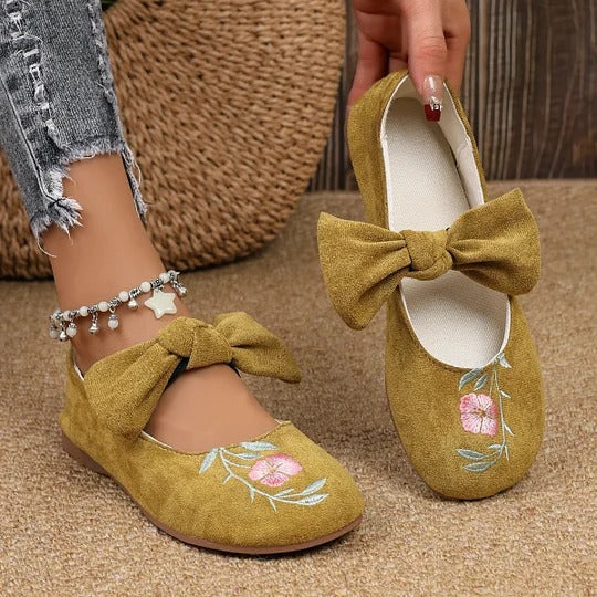 Nataly | modische flache Schuhe mit Schleifenakzent