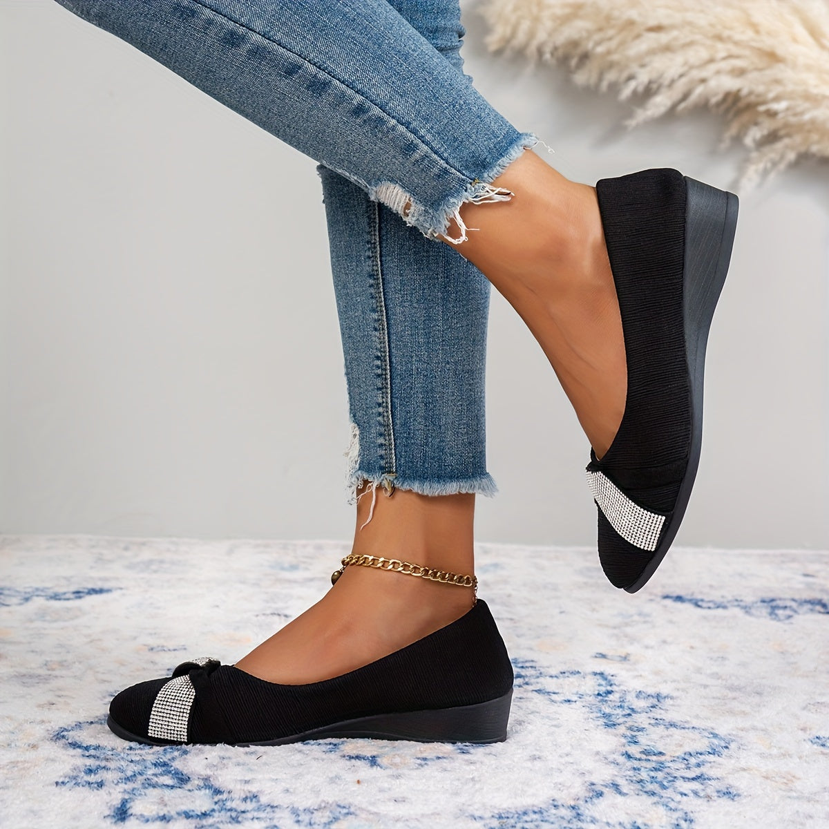 Elsia | Elegante Kristall-Bogen-Keilabsatz-Sandalen