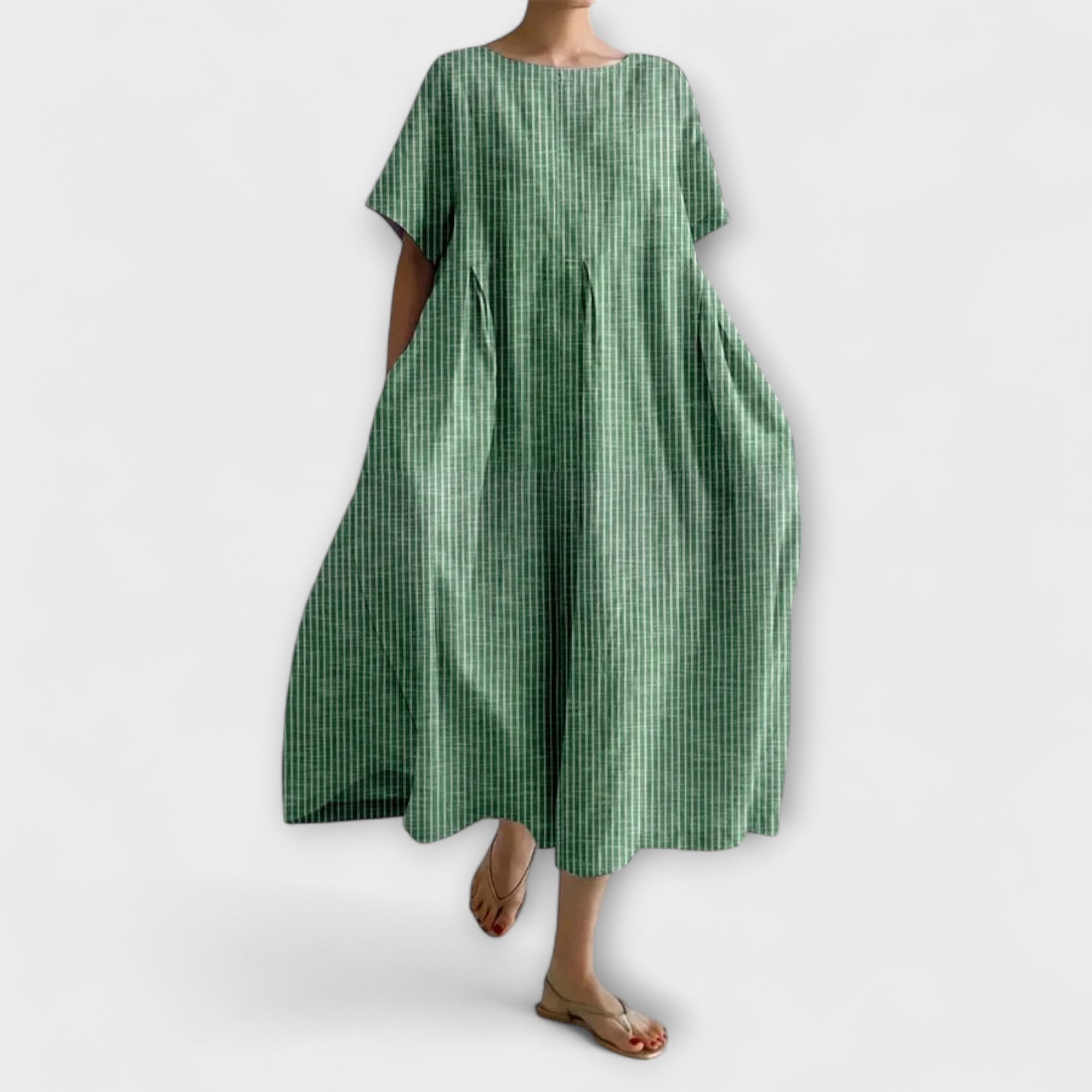 Amori | Lässiges luftiges kariertes Kleid