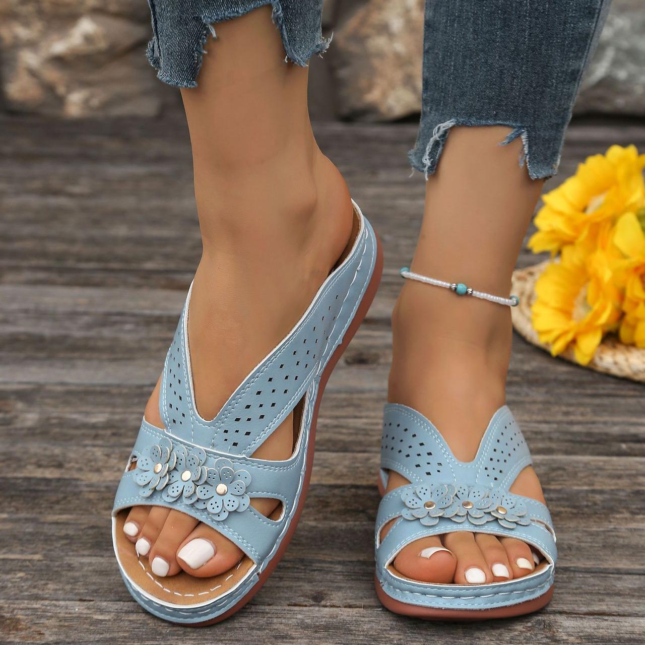 Jandy | Schicke Sandalen mit Gänseblümchen