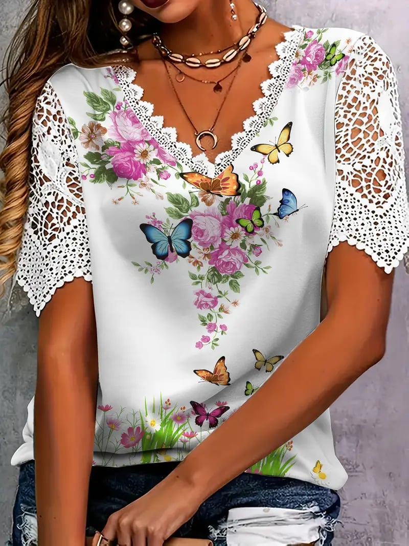 Juliana | elegantes Top mit Spitzenbesatz und floralem Schmetterlingsdesign