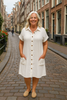 Akira | Feminines Kleid mit Knopfleiste