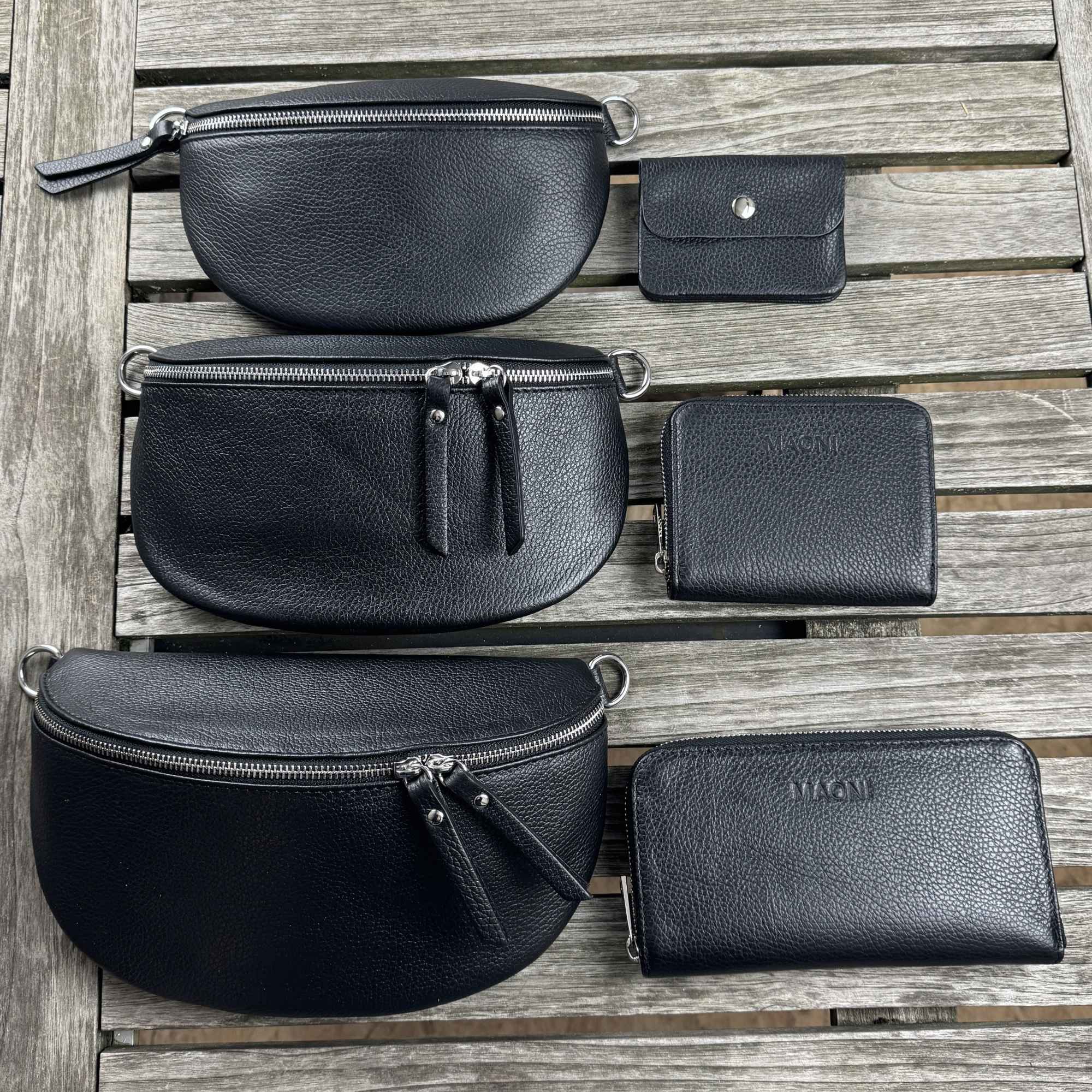 Jayda | Demi-Lune Tasche mit austauschbarem Riemen