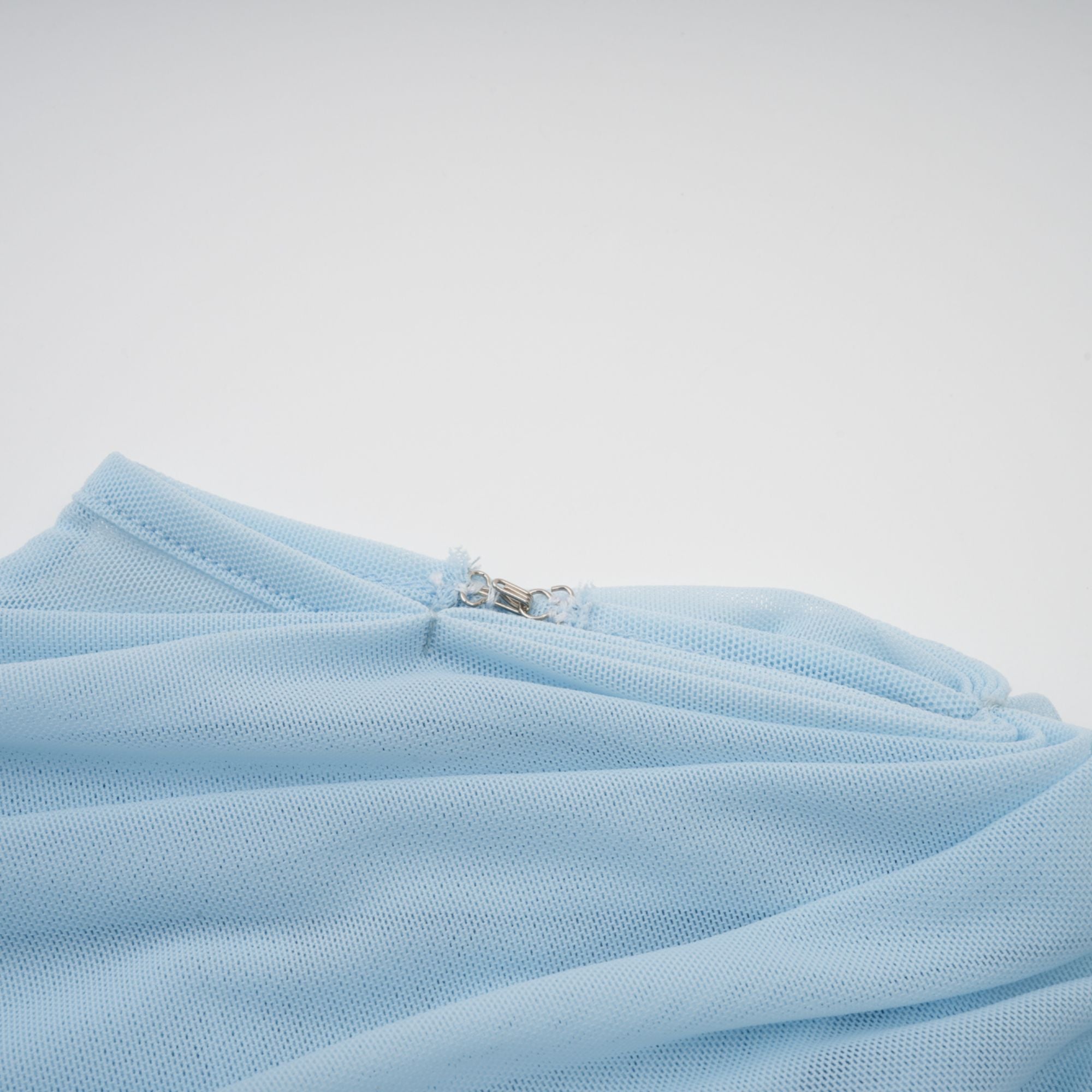 Mercy | modisches Kleid mit asymmetrischem Schnitt