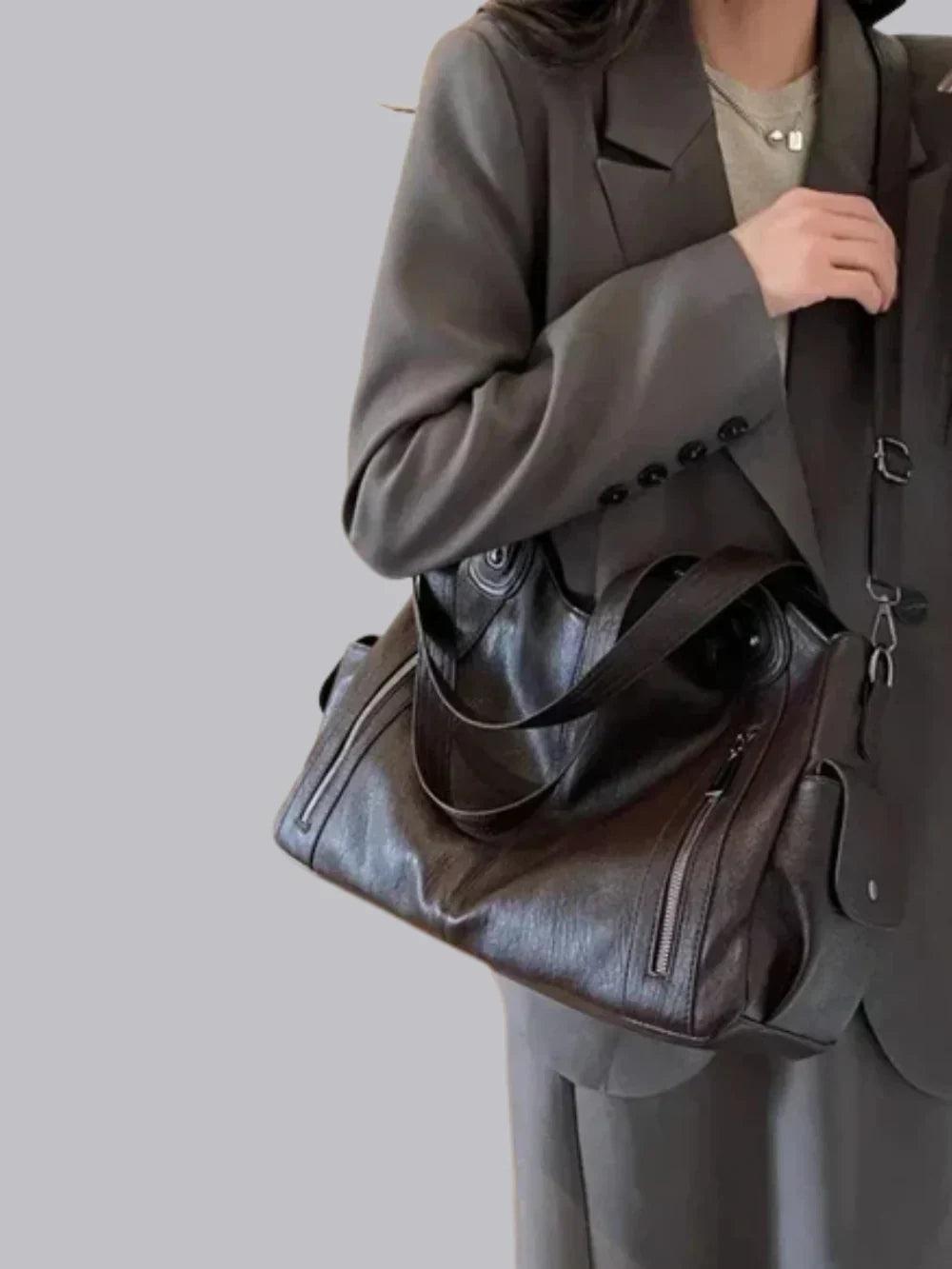 Asha | Elegante und praktische Umhängetasche