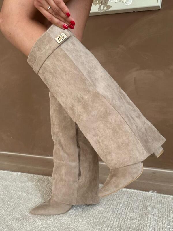 Via | Trendige Shark Boots