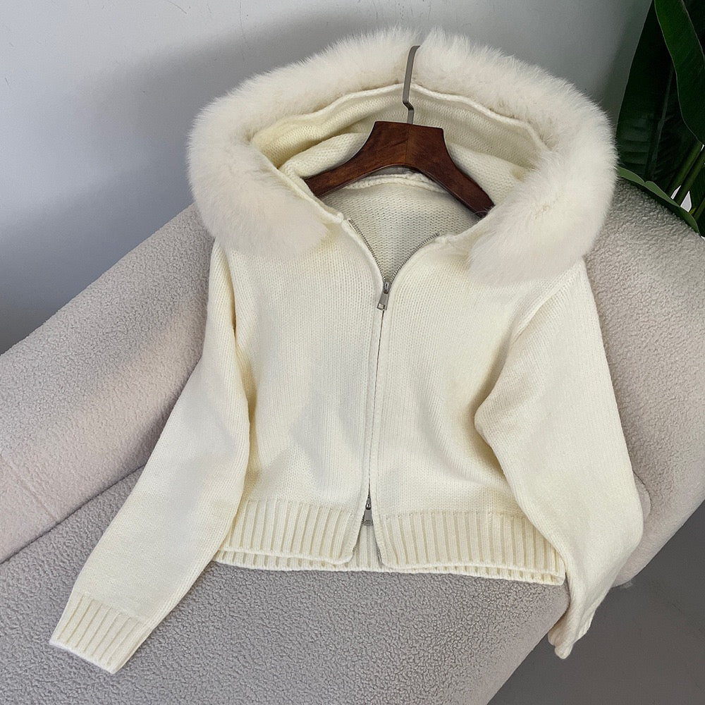 Silvia | Eleganter Cardigan mit Fellkragen