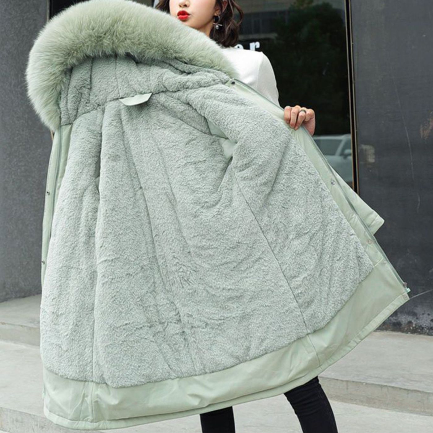 Gwen | Wintermantel mit Fellkapuze und Komfort