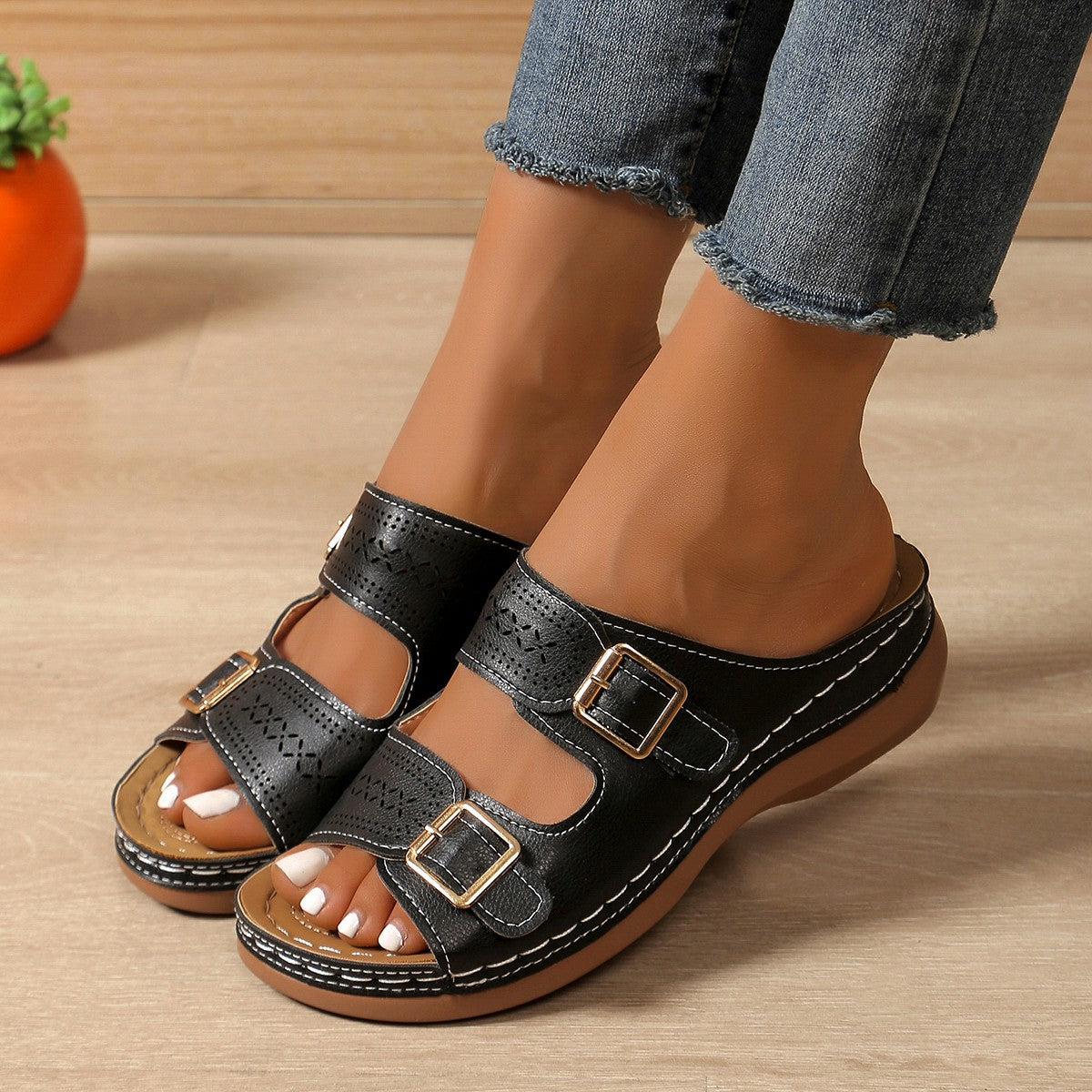 Jennifer™ | Modische verstellbare Keilsandale für Damen