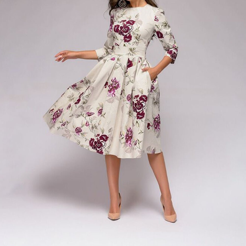 Eva | Modisches florales Kleid im Sommerlook