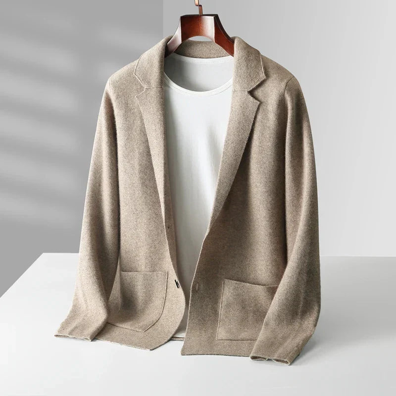 Kenneth | Strickjacke für Herren – warm & stilvoll