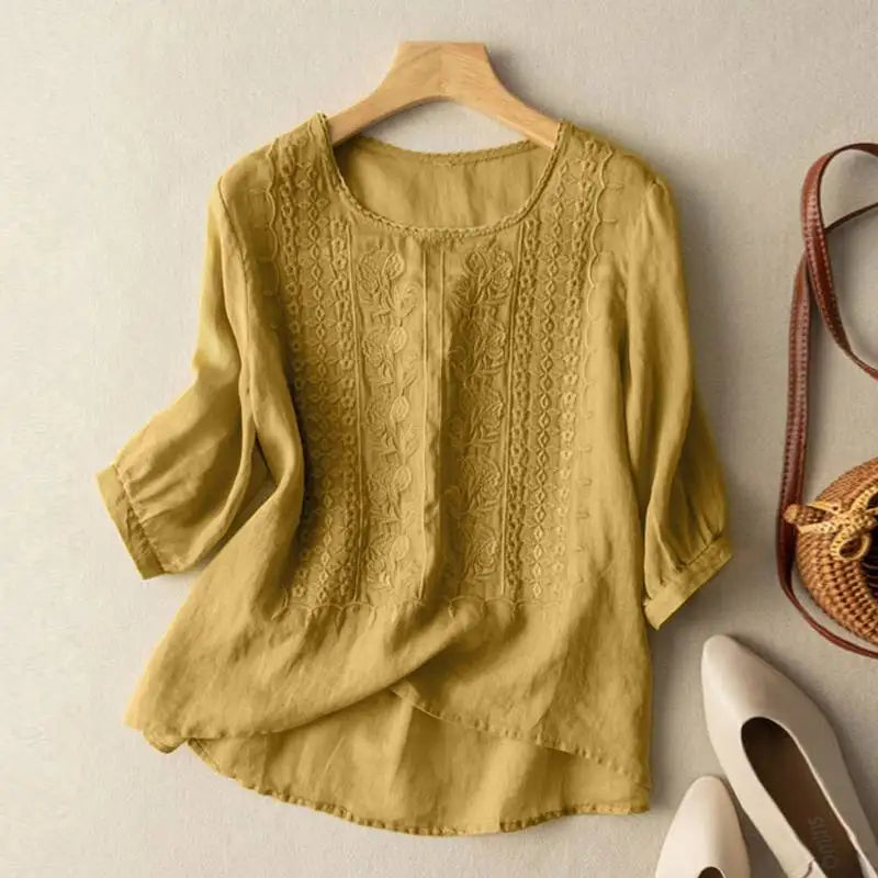 Constance | Stilvolle Bluse mit zarten Stickdetails