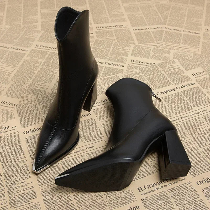 Elar | Elegante Damen-Stiefelette