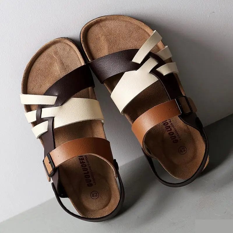 Judit | Mehrriemige Sandalen mit Schnalle