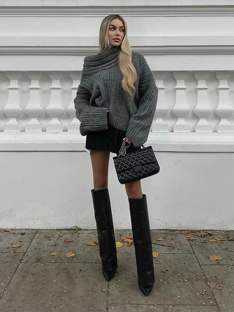 Seralie | Asymmetrischer Rollkragenpullover in Übergröße-Optik