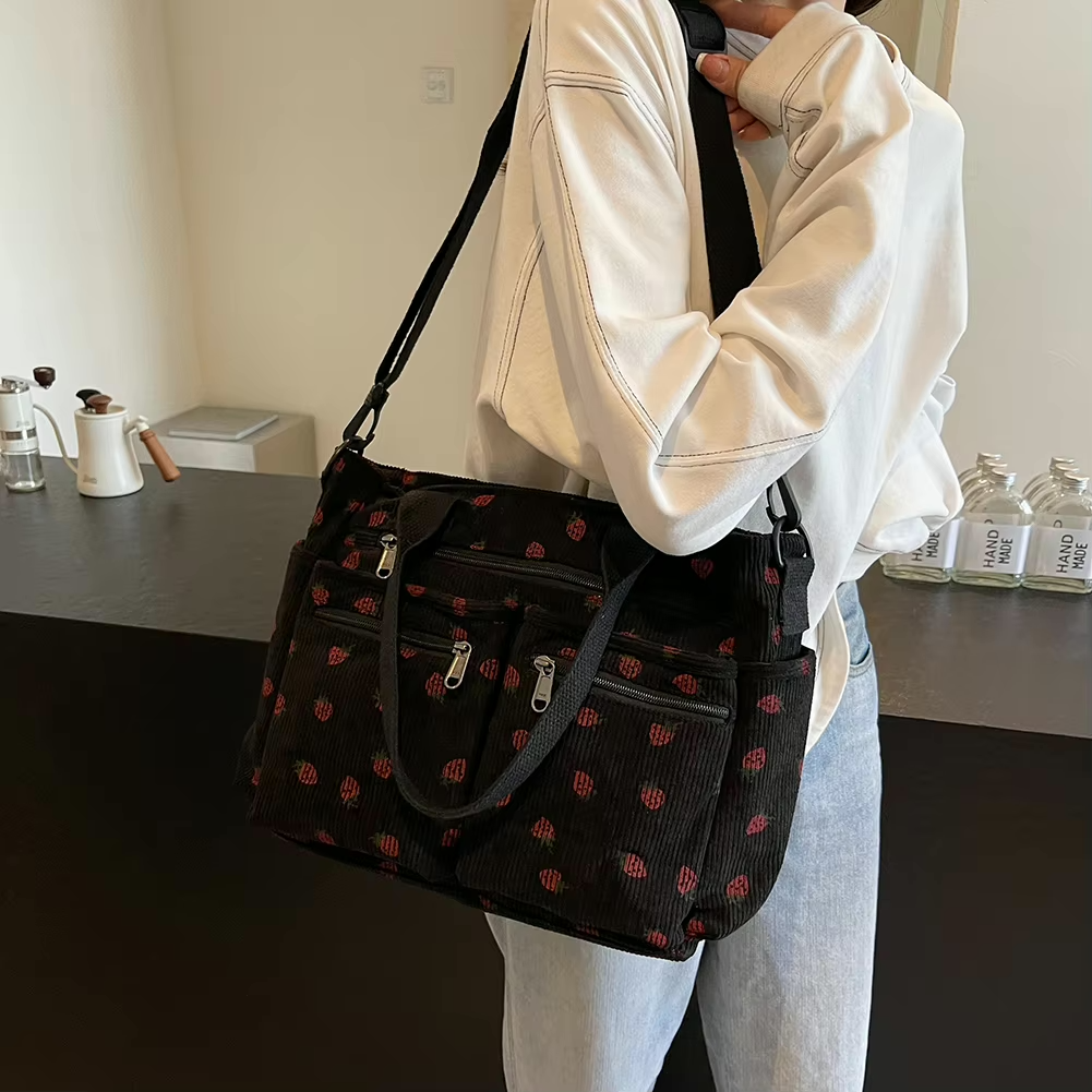Lisabeth | Erdbeer-Cordtasche
