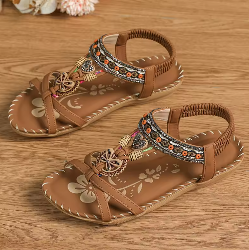 Kaiya | Bestickte flache Sandalen mit böhmischen Perlen