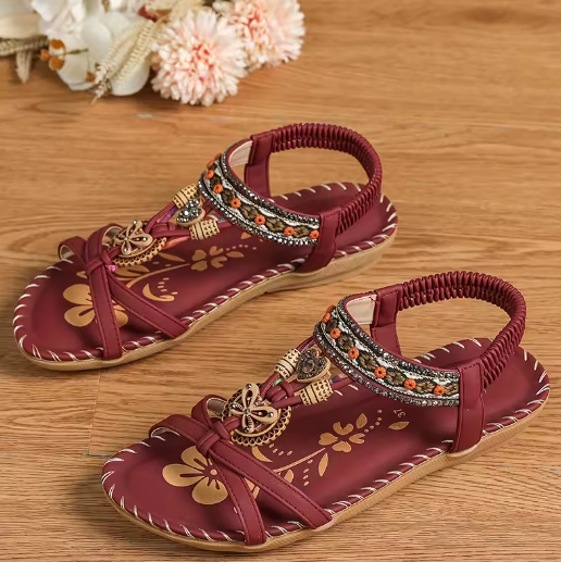 Kaiya | Bestickte flache Sandalen mit böhmischen Perlen