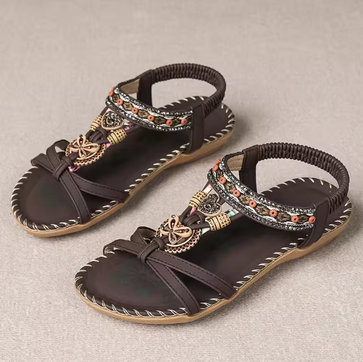 Kaiya | Bestickte flache Sandalen mit böhmischen Perlen
