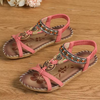 Kaiya | Bestickte flache Sandalen mit böhmischen Perlen