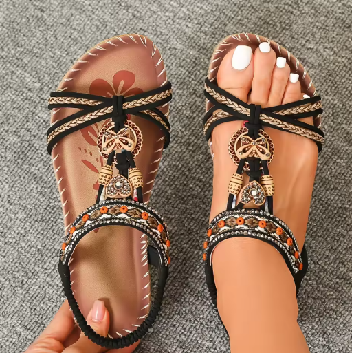 Kaiya | Bestickte flache Sandalen mit böhmischen Perlen