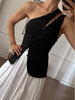 Ash | One-Shoulder-Top mit Knopfdetails