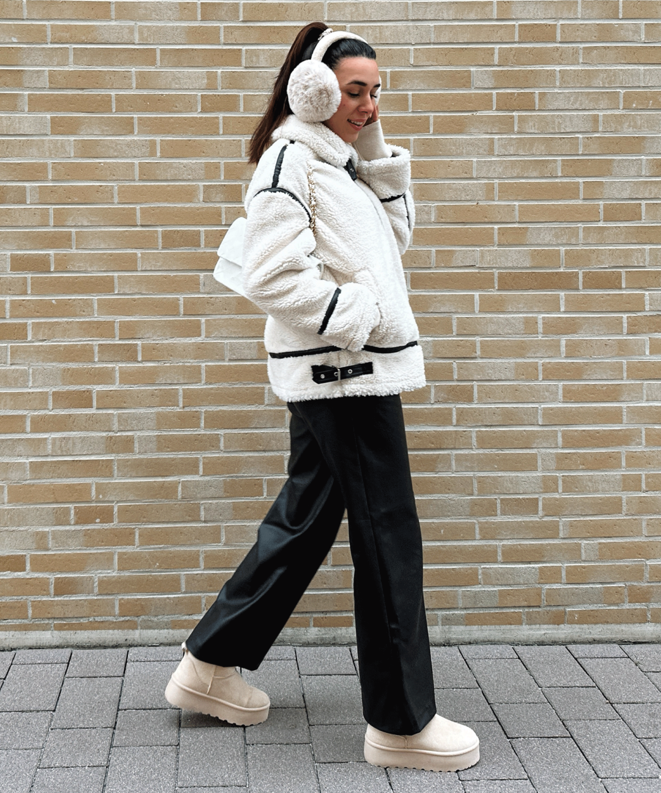 Saskia | Cremeweiße Teddyjacke