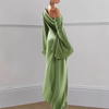 Elaine | Elegantes langes Kleid mit asymmetrischem Ausschnitt