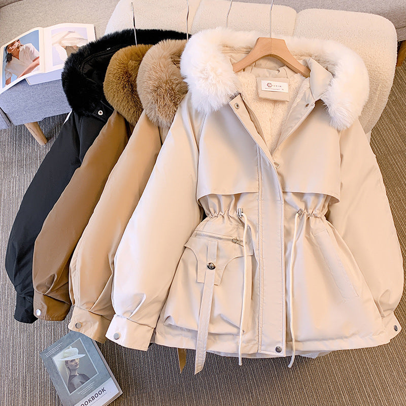 Dalia™ - Eleganter Wintermantel mit Kunstfell - Weiß / XS