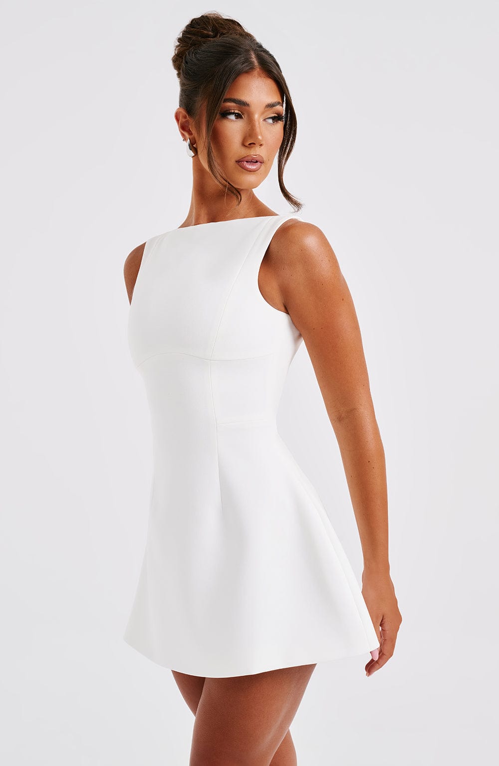 Sareen | Klassisches Fit & Flare Minikleid