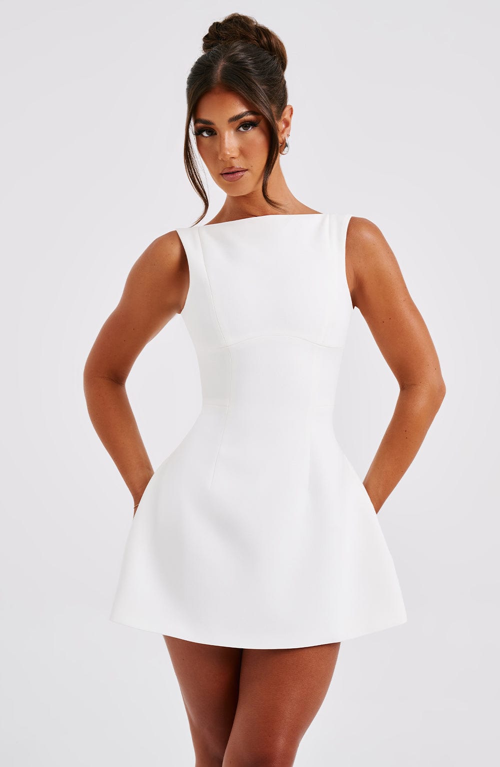 Sareen | Klassisches Fit & Flare Minikleid